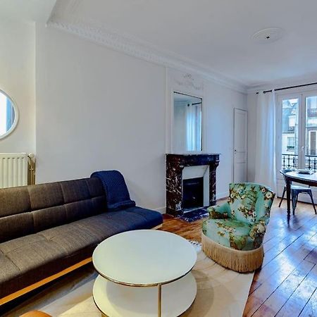 Charmant Appartement Au Coeur De Paris Bagian luar foto